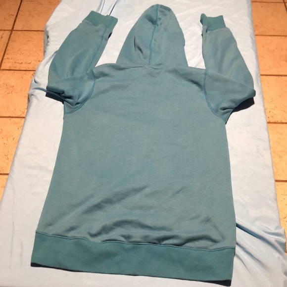 ⭐️⬇️ Under Armour Women’s Athletic Sweatshirt/Hoodie - Picture 8 of 8